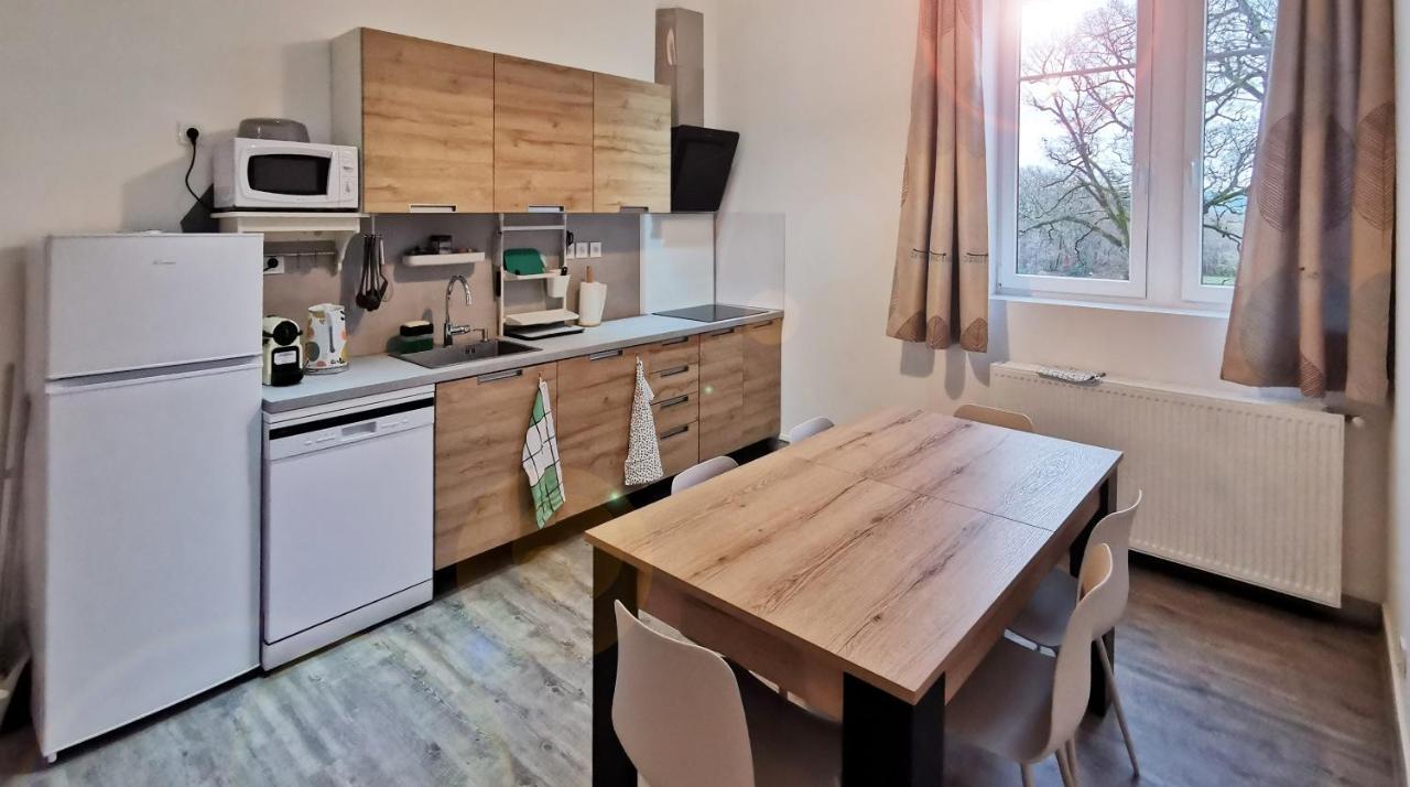 Apartamento Aux Domaines D'Automne Peronnas Exterior foto